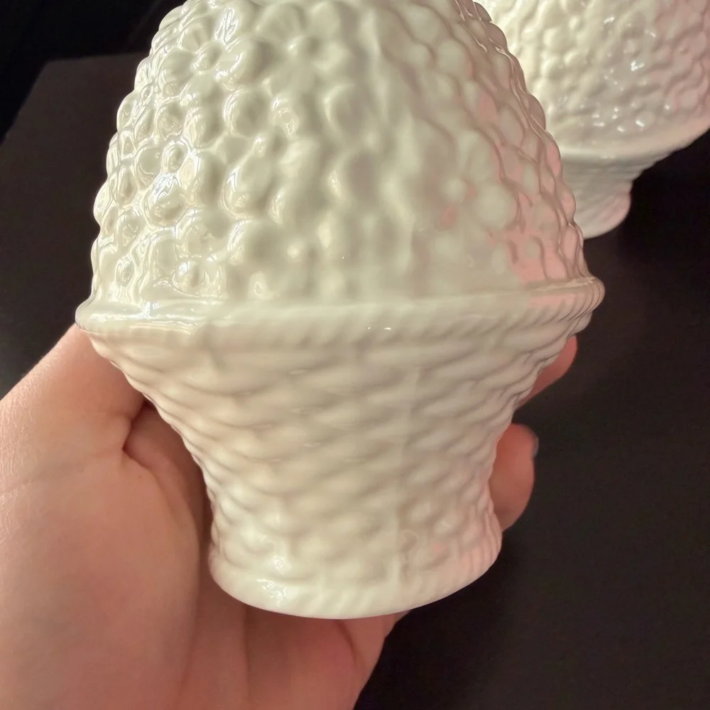 White Ceramic Salt and Pepper Shaker Set